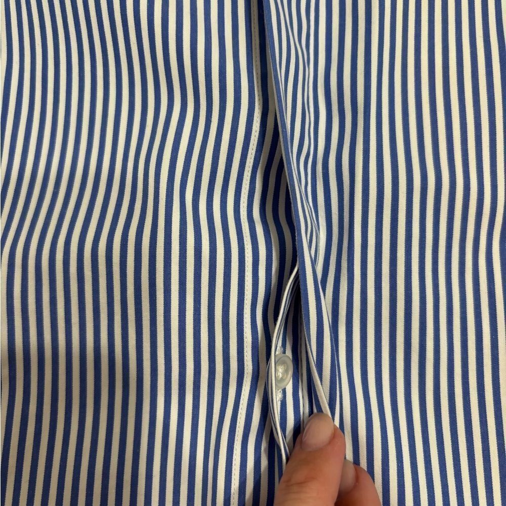 Ralph Lauren Blue and White Striped Puff Sleeve Button Up Shirt Top size 6 - Picture 4 of 4